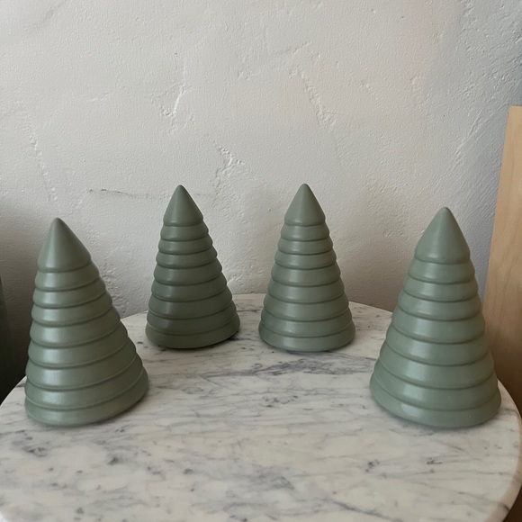 *Rare* Target BP Bullseye set 4 ceramic pale green Christmas tree set 2020 - Picture 3 of 5
